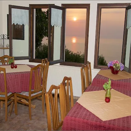 Aglaini Áyios Dhimítrios